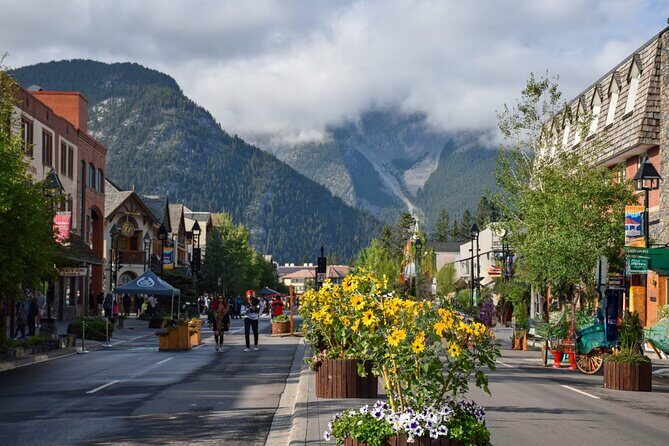 Banff Gondola Upper Hot Springs & Top 3 Lakes Tour from Calgary - The Itinerary in Detail: What to Expect