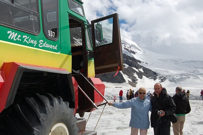 Banff Lake Louise Excursion - 3-Day Calgary To Vancouver Bus Tour - Pickup Arrangements
