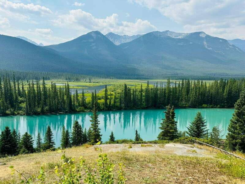 Banff: Lake Louise, Moraine, Emerald Lake & Johnston Canyon - A Full Breakdown of the Tour Experience