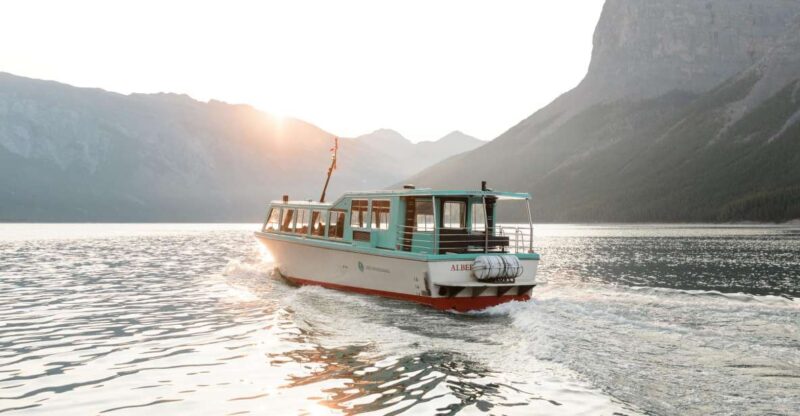 Banff: Lake Minnewanka Cruise - Meeting Point and Accessibility