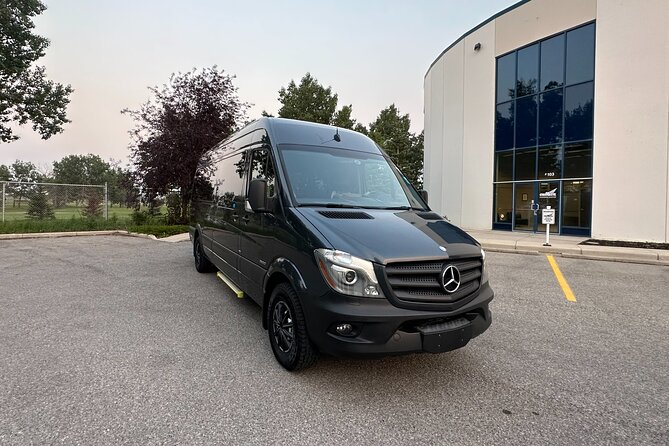 Banff to Calgary YYC Airport (Shared Shuttle Bus) - Drop-off Location