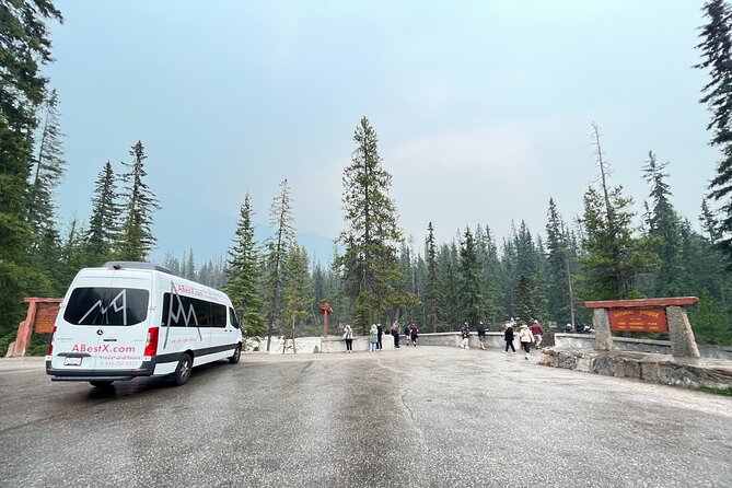Banff to Calgary YYC Airport (Shared Shuttle Bus) - Transportation to Attractions