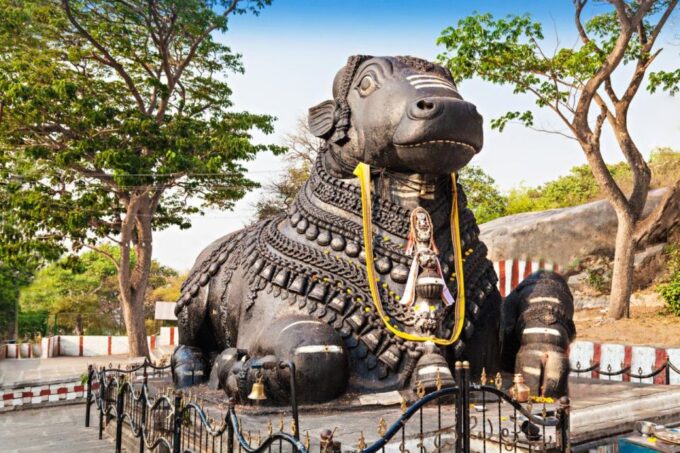 Bangalore Discovery: Temples, Markets, and Parks - Frequently Asked Questions