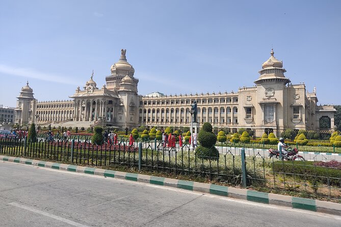 Bangalore in a Day: Private Guided Full-Day Sightseeing Tour - Lalbagh Botanical Garden