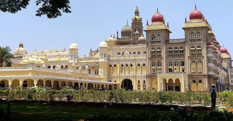 Bangalore: Mysore Full-Day Private Tour With Guide and Lunch - Tour Features