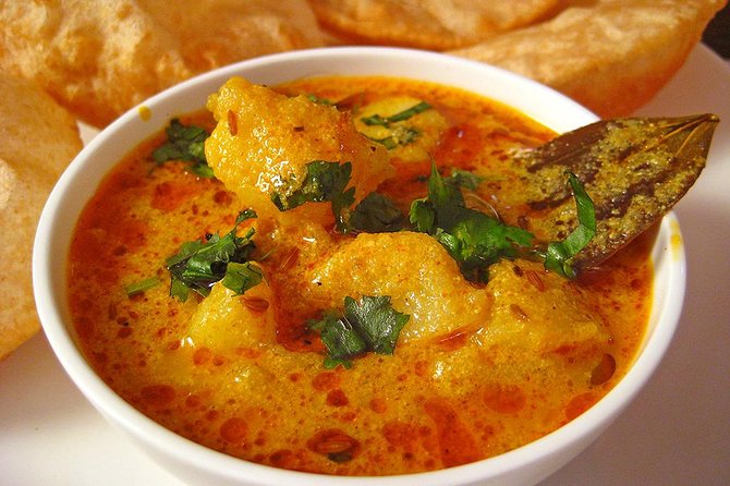 Bangalore: Traditional Cooking Classes & Dinner With Chef Family - Hands-On Cooking With Local Chef