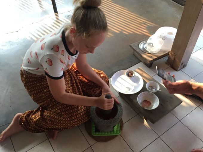 Bangkok: 2-Day Thai Cooking Class in a Teak House - Customer Review