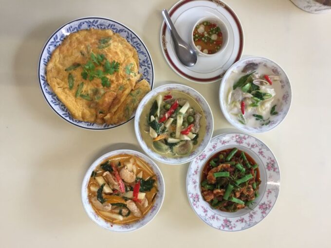 Bangkok: 2-Day Thai Cooking Class in a Teak House - Location and Duration