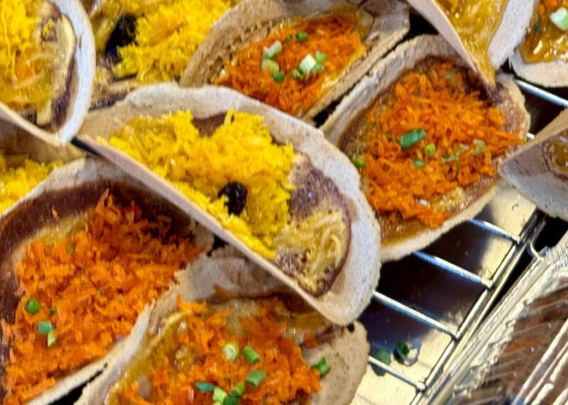 Bangkok: 2 Local Food Markets Brunch Walking Food Tour - Exploring Local Food Markets