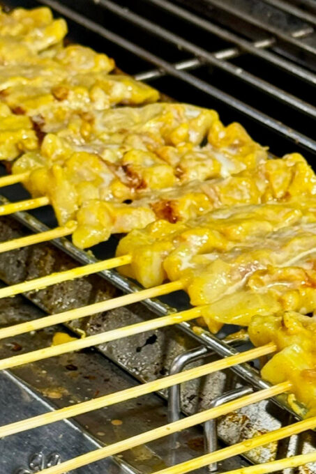 Bangkok: 2 Local Food Markets Brunch Walking Food Tour - Frequently Asked Questions