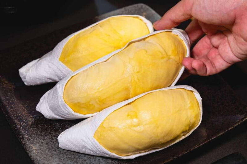 Bangkok: About Beef Lava Grill Buffet Package - Dining Atmosphere