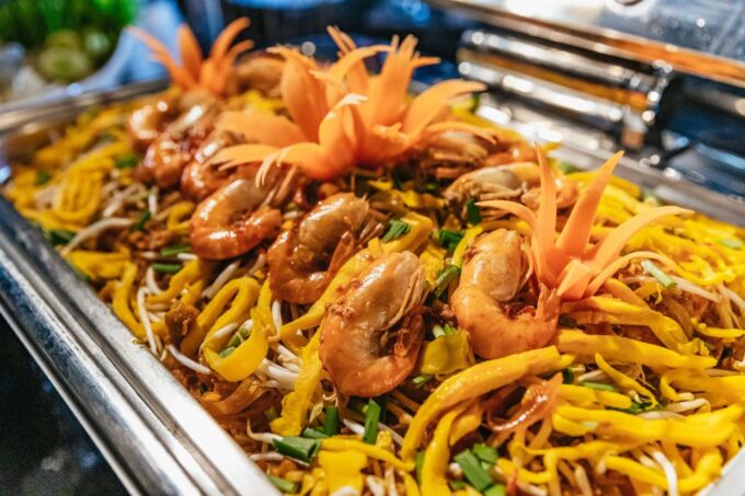 Bangkok: Alangka Luxury Buffet Dinner Cruise With Live Music - Frequently Asked Questions