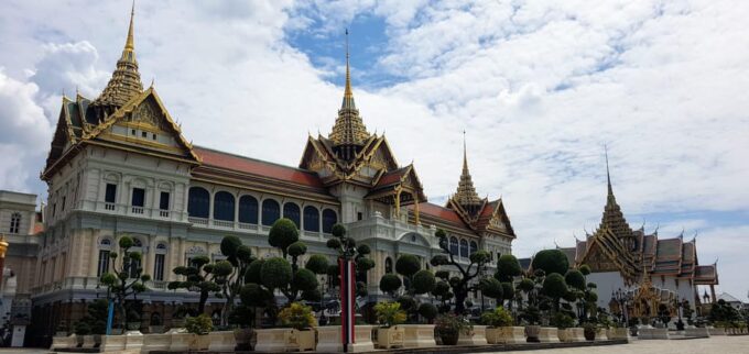 Bangkok: Amazing Bangkok City & Temple Tour With Local Guide - The Royal Grand Palace