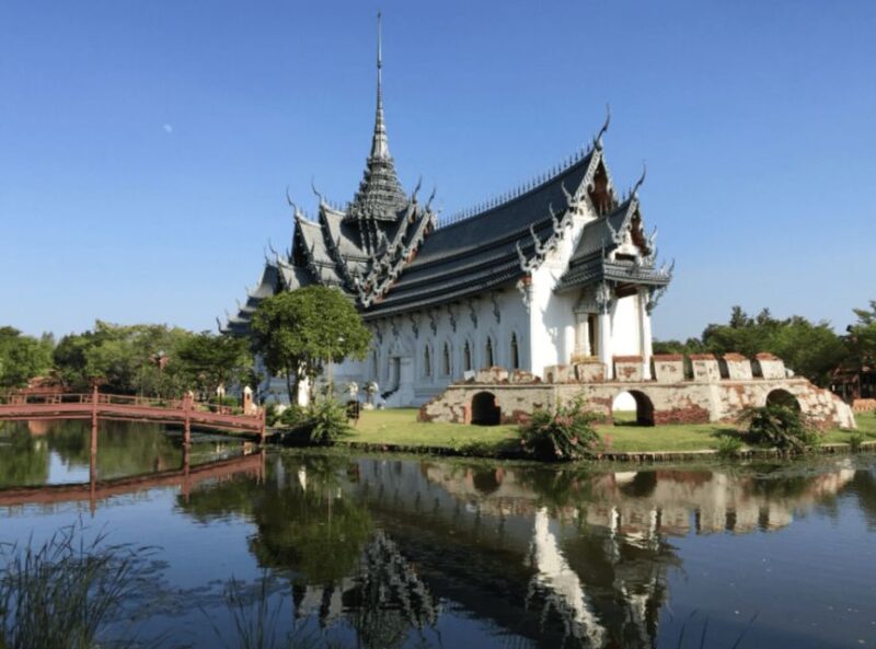 Bangkok: Ancient City Muang Boran and Erawan Museum Tour - Pickup and Travel