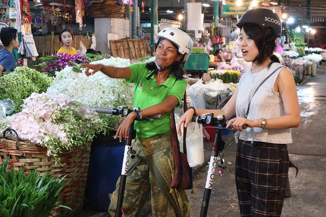 Bangkok at Night by Electric Scooter - Meeting and Pickup