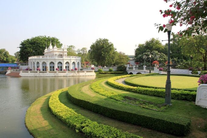 Bangkok: Audio Guides for Bangkok, Chiang Mai and Ayutthaya - Flexible Pacing for Self-Exploration