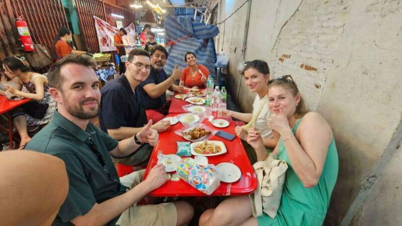Bangkok Authentic Tasting Thai-Chinatown Walking Food Tour - The Experience in Detail