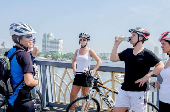 Bangkok: Backstreets and Historic With Temples Bike Tour - Frequently Asked Questions