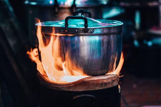Bangkok: Backstreets Food Tour With 15+ Tastings - Preparing for the Heat