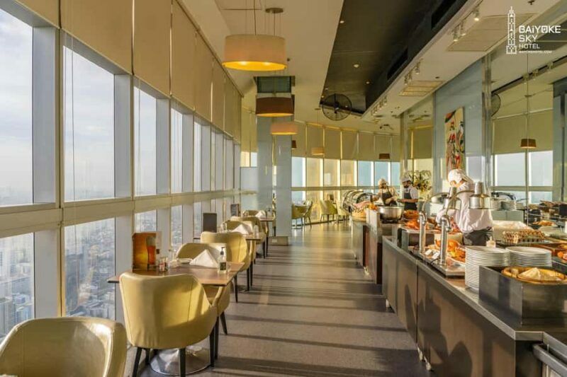 Bangkok: Baiyoke Sky Dinner Buffet Crystal Grill 82nd Floor - An Overview of the Experience