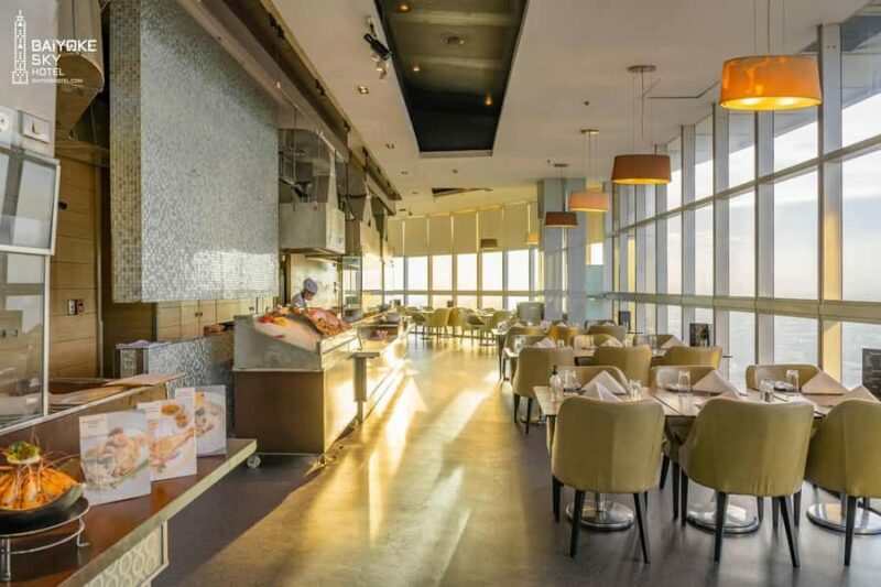 Bangkok: Baiyoke Sky Dinner Buffet Crystal Grill 82nd Floor - Value and Price Considerations