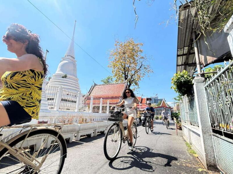 Bangkok: Bicycle Experiences and Longtail Boat Canal Cruise - Exploring Neighborhoods by Bicycle