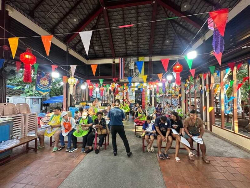 Bangkok: Bite-Sized Food Tour at Floating Market - What to Expect