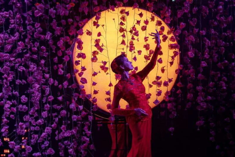 Bangkok: Calypso Cabaret Show With Thai Set Dinner - Dining Options