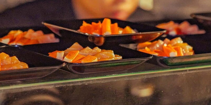 Bangkok: Carnival Party Dinner Cruise on the Chao Phraya - Dining Menu