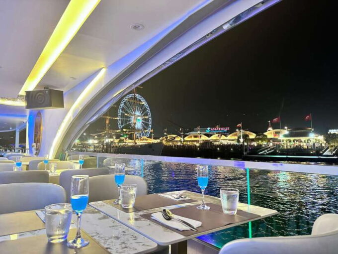 Bangkok: Chao Phraya River Dinner Cruise Live Music & Dance - Reasons to Book the Chao Phraya River Dinner Cruise