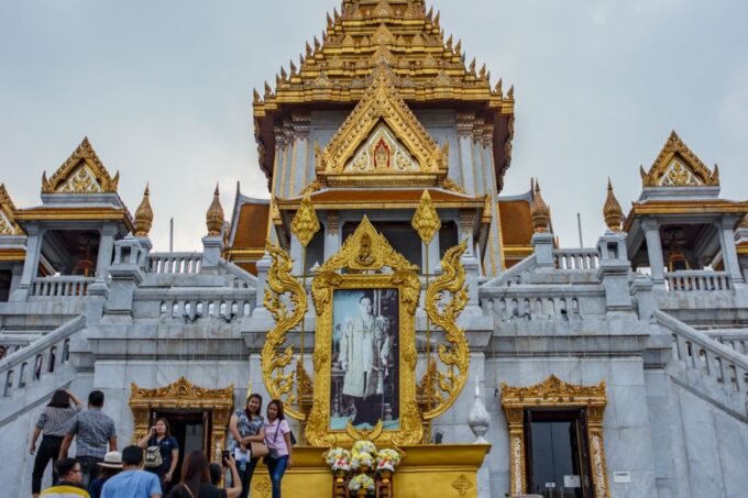 Bangkok: Chinatown and Wat Traimit Self-Guided Walking Tour - Recap