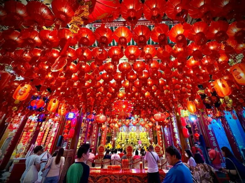 Bangkok: Chinatown & Taladnoi Street Art Guided Walking Tour - Learning About Chinese Influence & Local Institutions