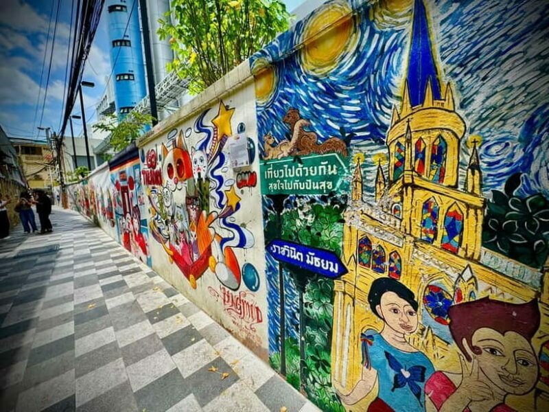 Bangkok: Chinatown & Taladnoi Street Art Guided Walking Tour - The Perfect Riverside Ending