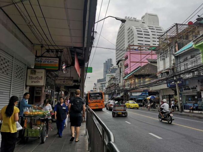 Bangkok: CHOB Day Walking Tour (Talking + Walking + Eating) - Old City Exploration