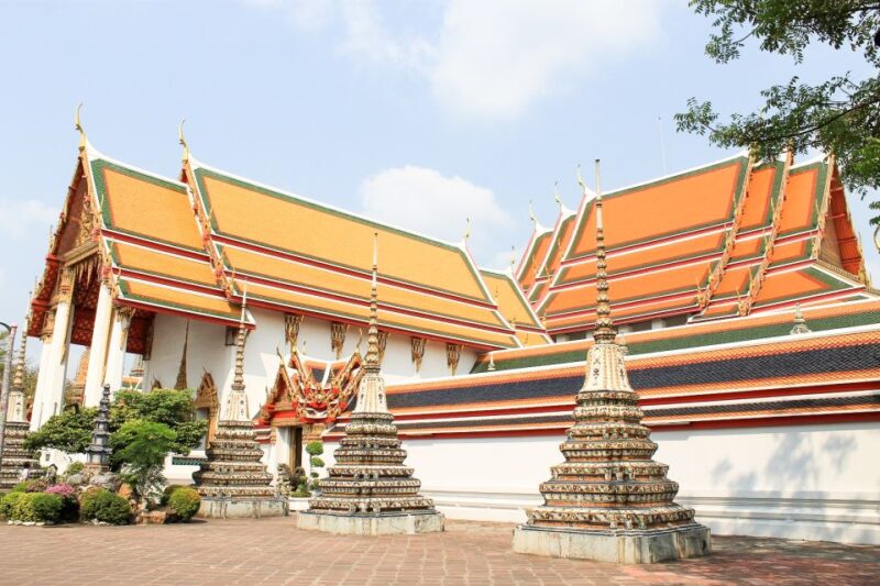 Bangkok: City Highlights Temple and Market Walking Tour - Grand Palace and Emerald Buddha
