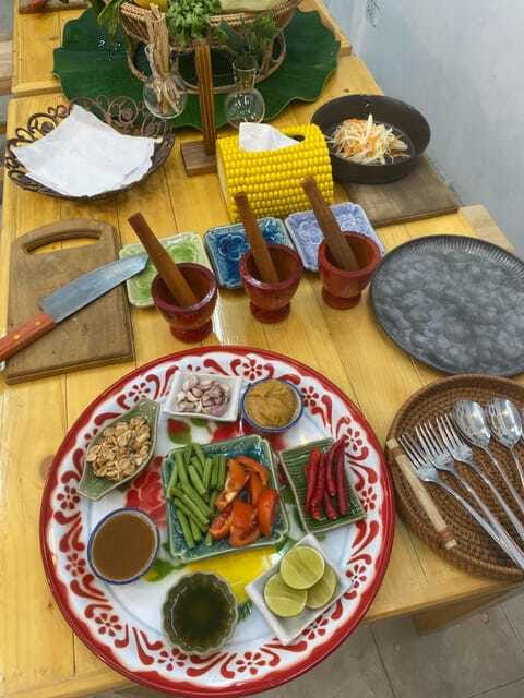 Bangkok Cooking Class : Traditional Thai Dishes&Market Trip - Participant Requirements and Restrictions