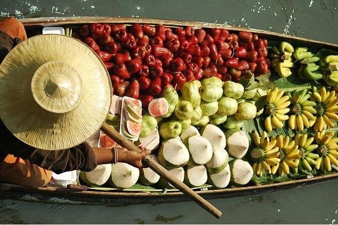 BANGKOK: Damnern Saduak Floating Market, Thai House - Visiting the Thai House