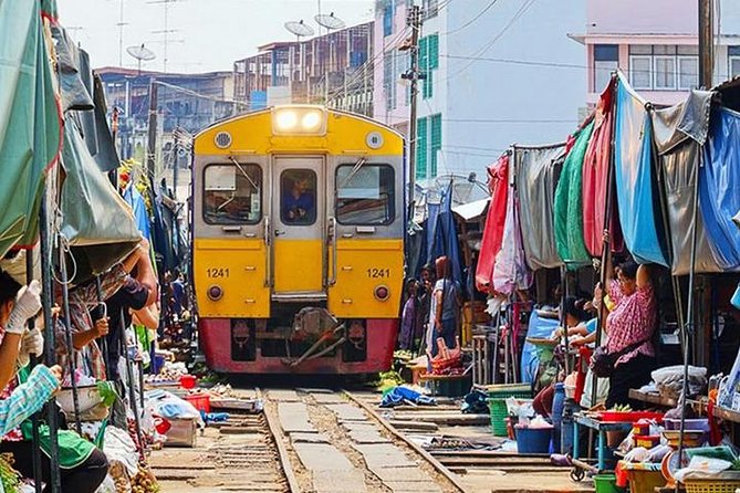 Bangkok - Damnoen Saduak and Train Market Private Tour - Meeting and Pickup