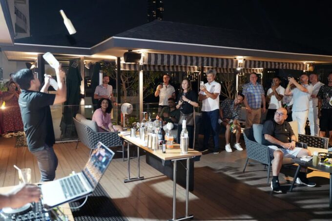 Bangkok: Dark Waters Rooftop Bar at Ten Six Hundred - Gourmet Tapas Sampling