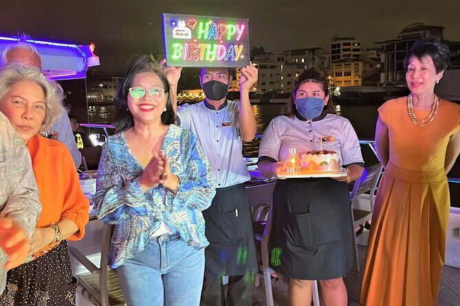 Bangkok Dinner Cruise with Intl Buffet, Live Music & Hotel Pickup - Who Would Love This Experience?
