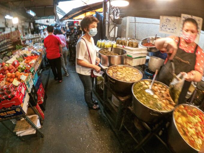 Bangkok: Discover a Taste of Chinatown – 2 Hr Walking Tour - Dietary Preferences