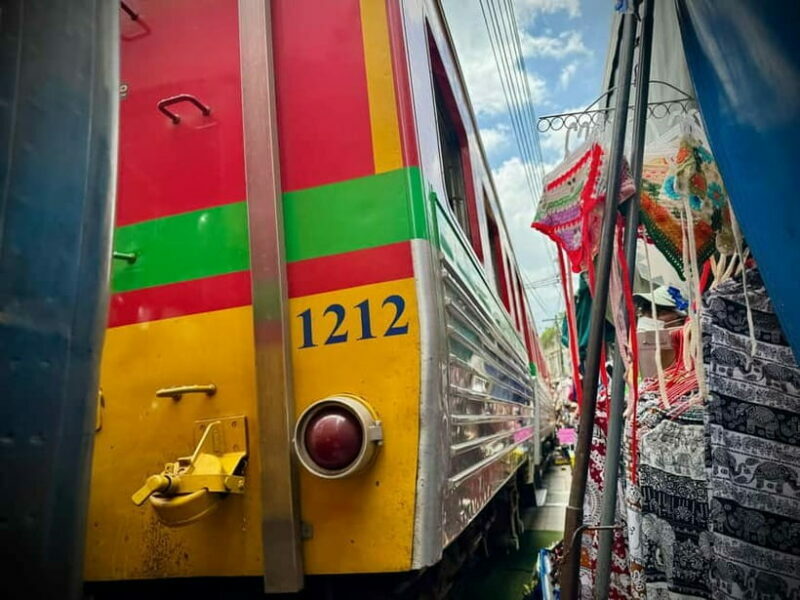 Bangkok: Floating Market and Train Market Experience - FAQ