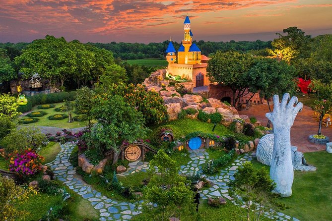 Bangkok Full Day Dream World With Lunch (Ticket) - Meeting and End Point
