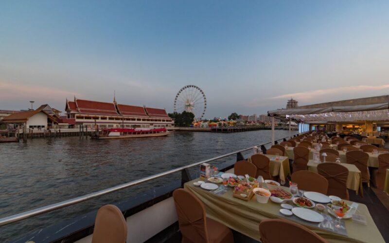 Bangkok: Grand Chao Phraya Dinner Cruise With Live Show - Meeting Point and Requirements