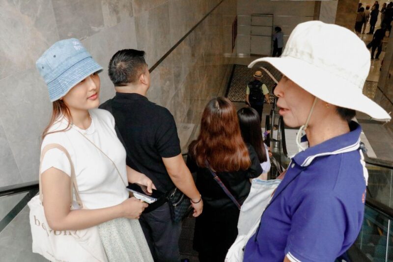 Bangkok: Grand Palace and Emerald Buddha Half-Day Tour - Key Points