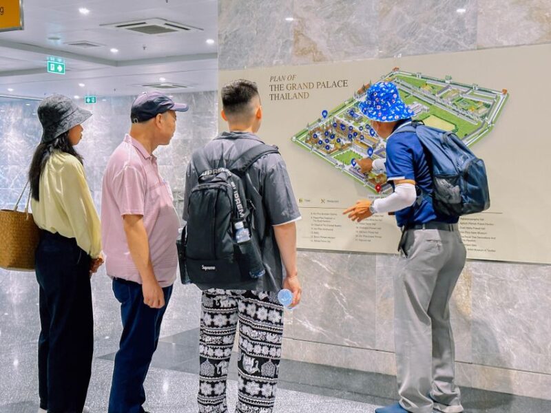 Bangkok: Grand Palace and Emerald Buddha Half-Day Tour - Highlights and Experience