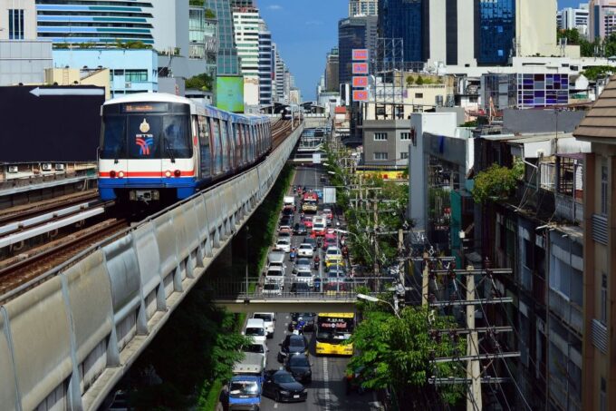 Bangkok: Grand Palace, Thai Dance & Fun Street Walk Private - Weather Considerations