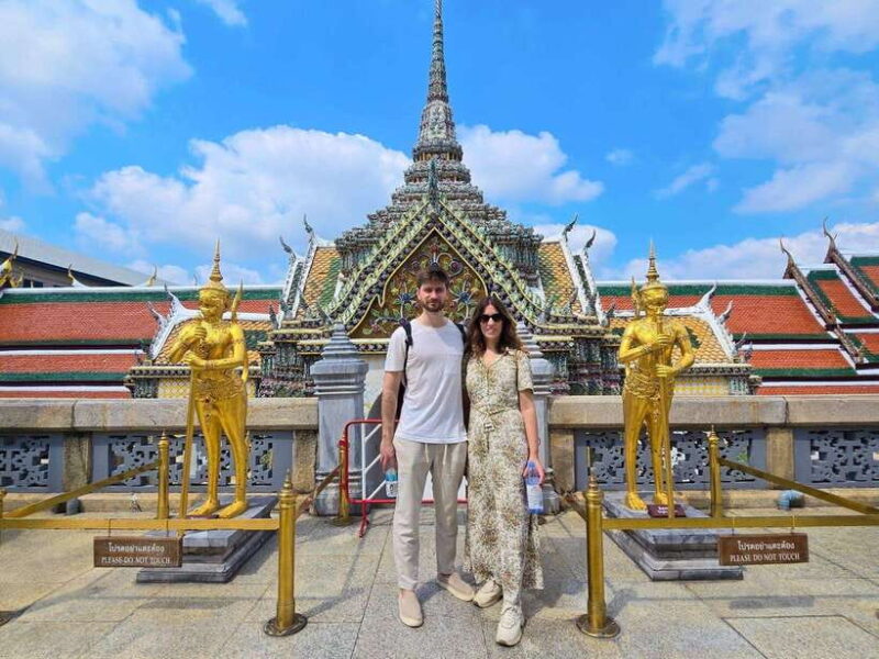 Bangkok: Grand Palace, Wat Pho, Wat Arun and Wat Sa Ket Tour - Lunch Break