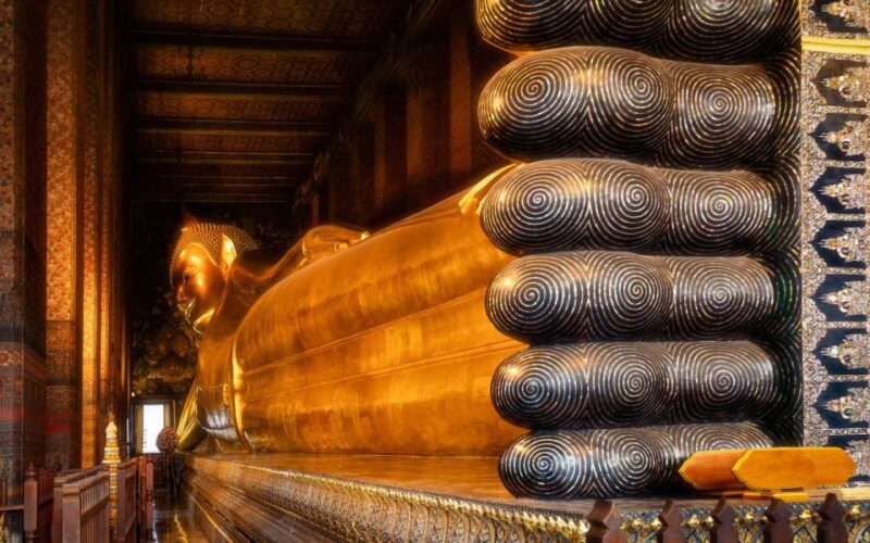 Bangkok: Grand Palace, Wat Pho, & Wat Arun Walking Tour - Wat Pho