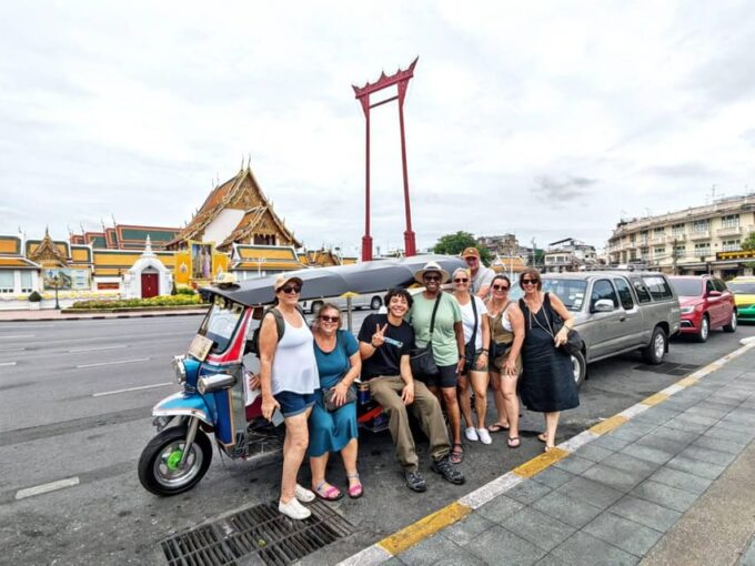 Bangkok: Guided Tour in a Typical Thai Tuk-Tuk - Tuk-Tuk Experience